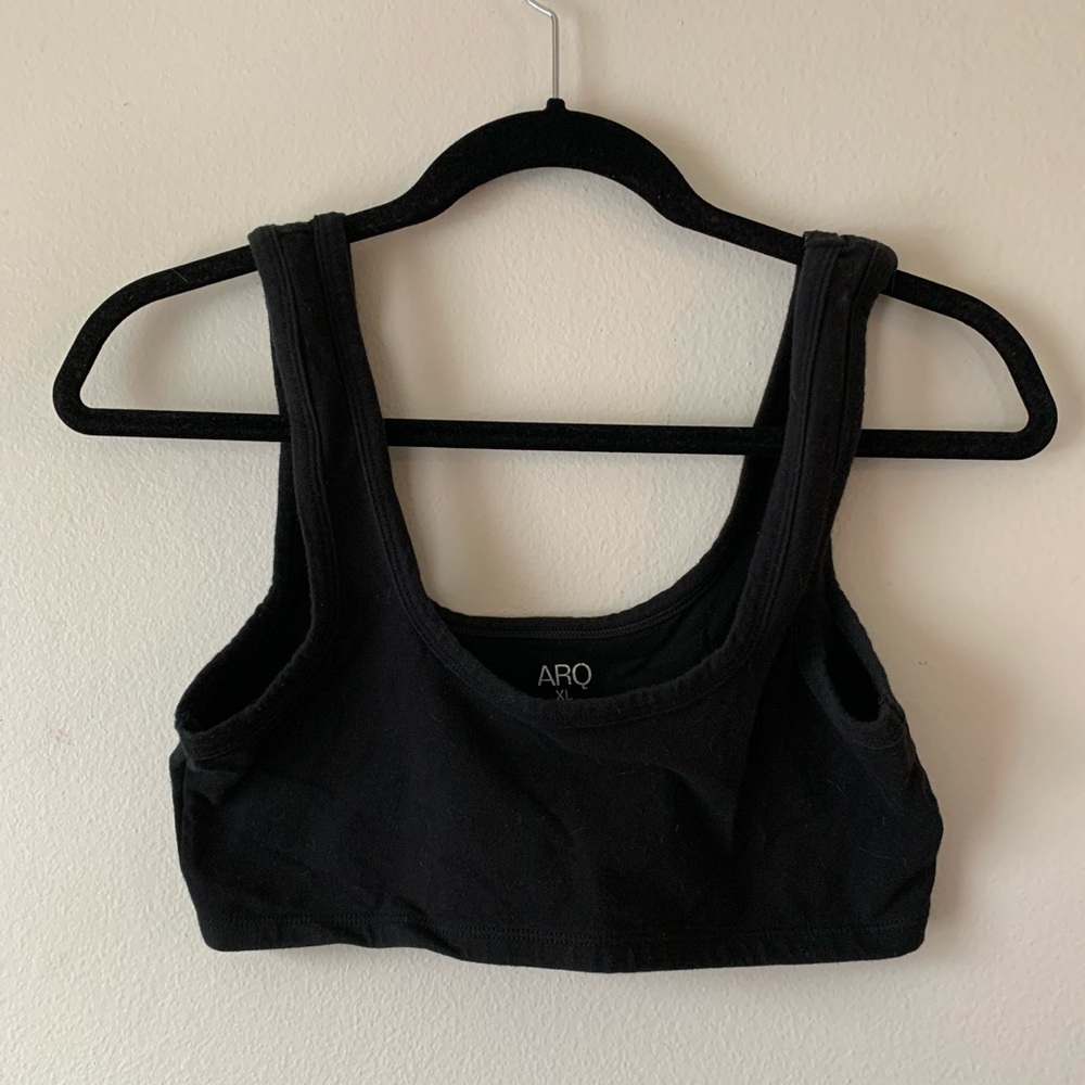 ARQ Wide Strap Bra in black